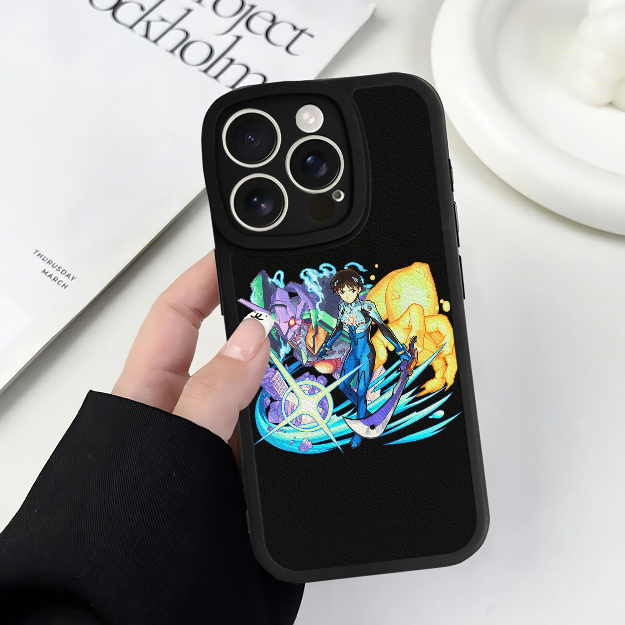 （画像用） EVA 新世紀エヴァンゲリオン 【iPhone 16シリーズ対応】シリコンスマホケース（レザー調） 材質：シリコン
